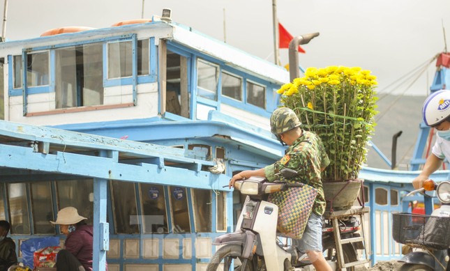 'Mang Tết' ra đảo Cù Lao Xanh ảnh 1