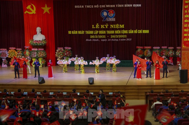 Tỉnh đoàn Bình Định tuyên dương 90 gương cán bộ, Đoàn viên tiêu biểu ảnh 1