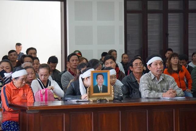 Đâm chết bạn vì nghi ngờ có tình ý với vợ mình ảnh 1