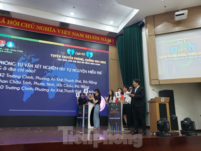 ĐH Kinh tế Đà Nẵng giành giải Nhất cuộc thi phòng chống HIV/AIDS ảnh 2