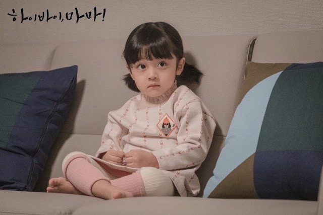 “Con gái” của Kim Tae Hee “đốn tim” cư dân mạng với vẻ ngoài đáng yêu ảnh 3