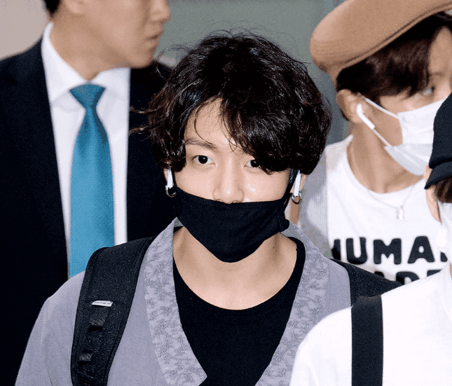 Đỉnh như Jungkook (BTS), đến mặt mộc cũng đẹp hết phần thiên hạ ảnh 9