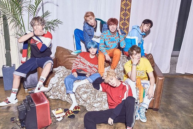 HOT: BTS trở thành boygroup K-Pop đầu tiên có MV cán mốc 1 tỉ view trên YouTube ảnh 3