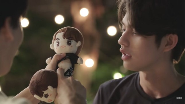 “Still 2gether“: Sarawat - Tine khiến fan bấn loạn với hàng loạt hành động lãng mạn ảnh 2