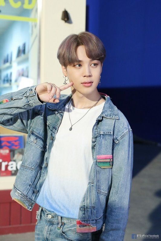 Tặng Jimin (BTS) món quà sinh nhật siêu đặc biệt, fan Việt “đốn tim” cả fan quốc tế ảnh 2