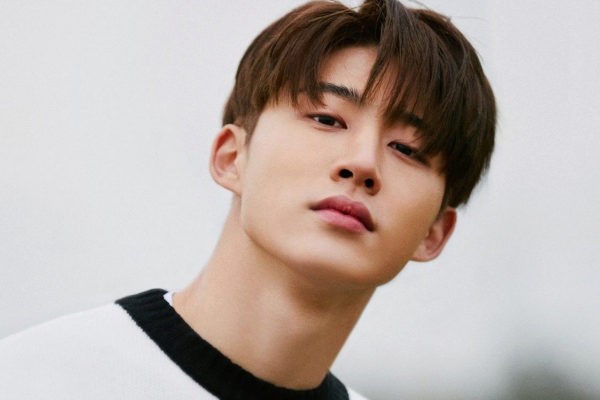 B.I (cựu leader iKON) “đánh úp” đúng ngày sinh nhật khiến fan đứng ngồi không yên ảnh 2