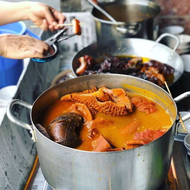 Này bạn, ghé Sài Gòn nhâm nhi một chén phá lấu cho ấm bụng không? ảnh 3
