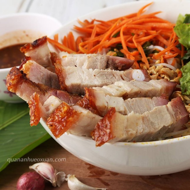 Bạn muốn thưởng thức những món ăn chuẩn vị Sài Gòn hay chuẩn vị Huế? ảnh 12