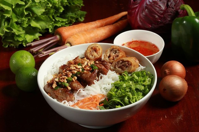 Bạn muốn thưởng thức những món ăn chuẩn vị Sài Gòn hay chuẩn vị Huế? ảnh 6