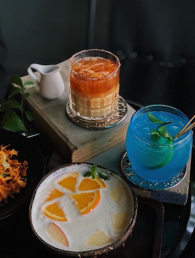 Hẹn hò với Sài Gòn: Quán cà phê gara “cool ngầu” và tiệm trà trên sân thượng sang chảnh ảnh 3