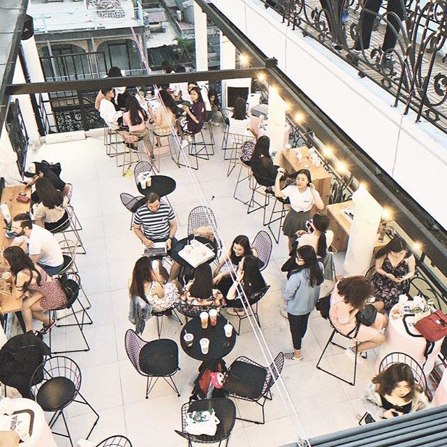 Địa điểm họp lớp lý tưởng: Từ rooftop “bao view” đến background chụp phát nào ăn phát nấy ảnh 7