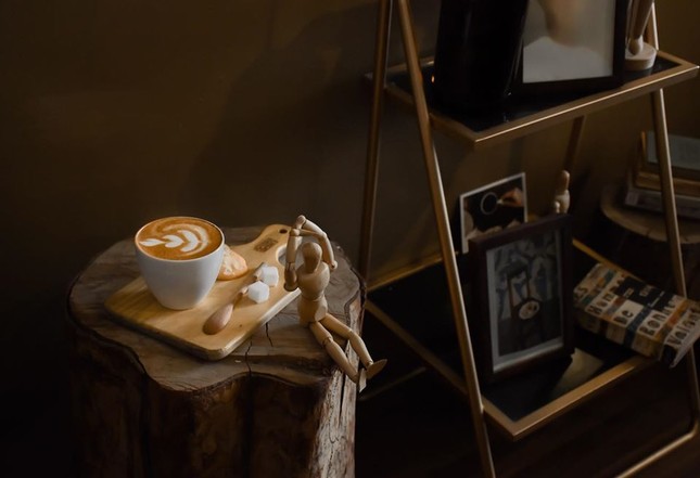 Cà phê vintage mô phỏng Hội An mộng mơ trong khu chung cư “sống ảo” nhất Sài Gòn ảnh 13