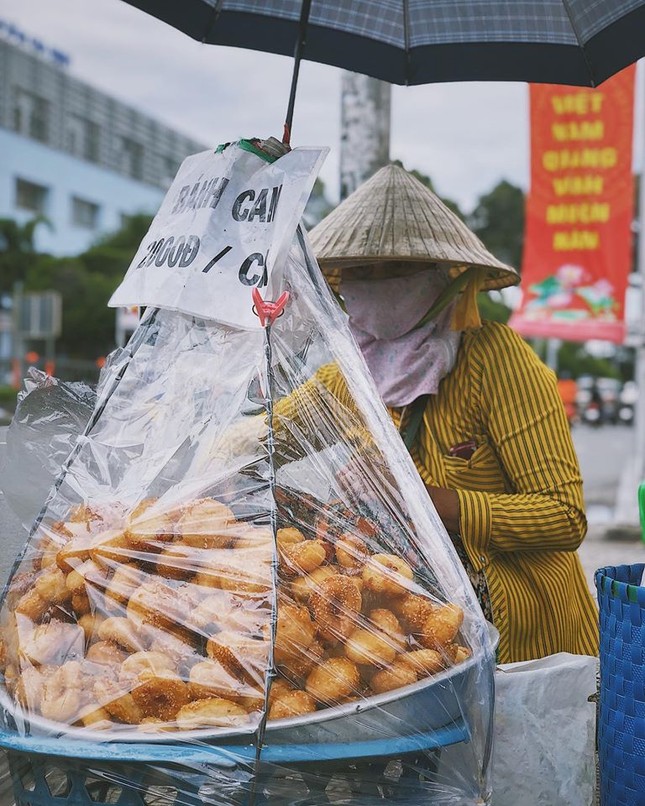Da heo trộn giòn tan và bánh cam tuổi thơ ngọt ngào dành cho các cô nàng mê ăn vặt ảnh 10