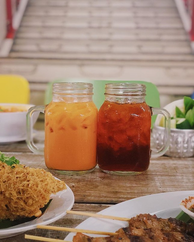 Nhớ Thái nhưng “kẹt chân” vì dịch: Khám phá tiểu Bangkok ở Sài Gòn qua các toa tàu điện ảnh 8