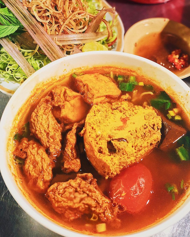 Thực đơn ăn sáng, ăn xế phủ phê: Bánh ướt, bánh cuốn ngon-bổ-rẻ và bún riêu đầy ắp topping ảnh 9