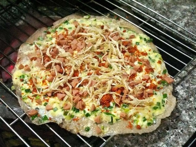 Dọc đường ăn dặm: Bánh căn Đà Lạt ngon trứ danh và thiên đường dâu đang chờ bạn! ảnh 5