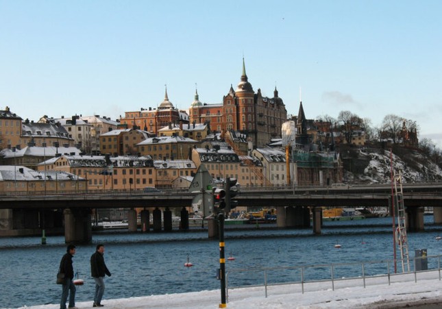 Giải mã “hội chứng Stockholm”: Tại sao tôi lại yêu và mê Stockholm đến vậy? ảnh 1