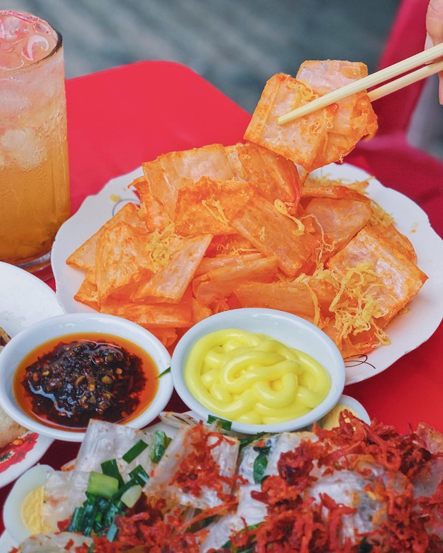 Menu ăn vặt “ba chấm là ngất ngây” của teen Sài Gòn: Bò bía 1,5K, súp “gói cả thế giới“ ảnh 8