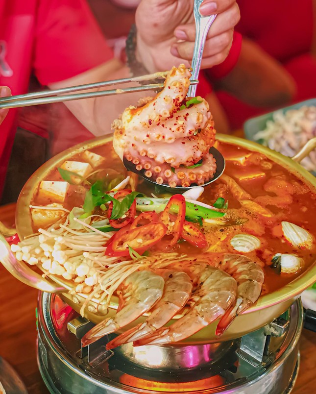 Hẹn hò Sài Gòn: Thực đơn ngập phô mai thơm béo hay gạo lứt "healthy"? ảnh 4