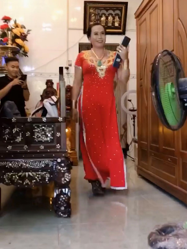 Fan Cai Lậy trai xinh gái đẹp nườm nượp thăm cô Minh Hiếu “Bảy Miếng Đất” ảnh 9
