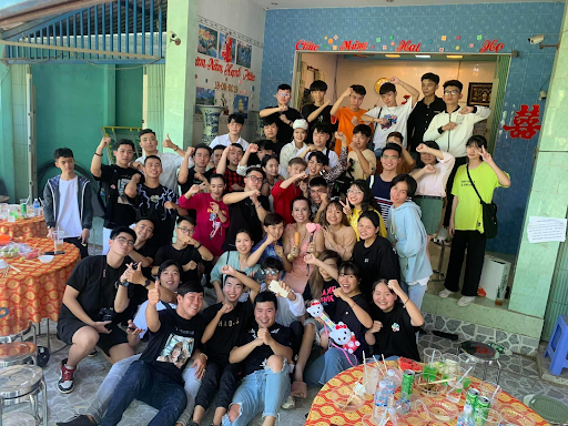 Fan Cai Lậy trai xinh gái đẹp nườm nượp thăm cô Minh Hiếu “Bảy Miếng Đất” ảnh 1
