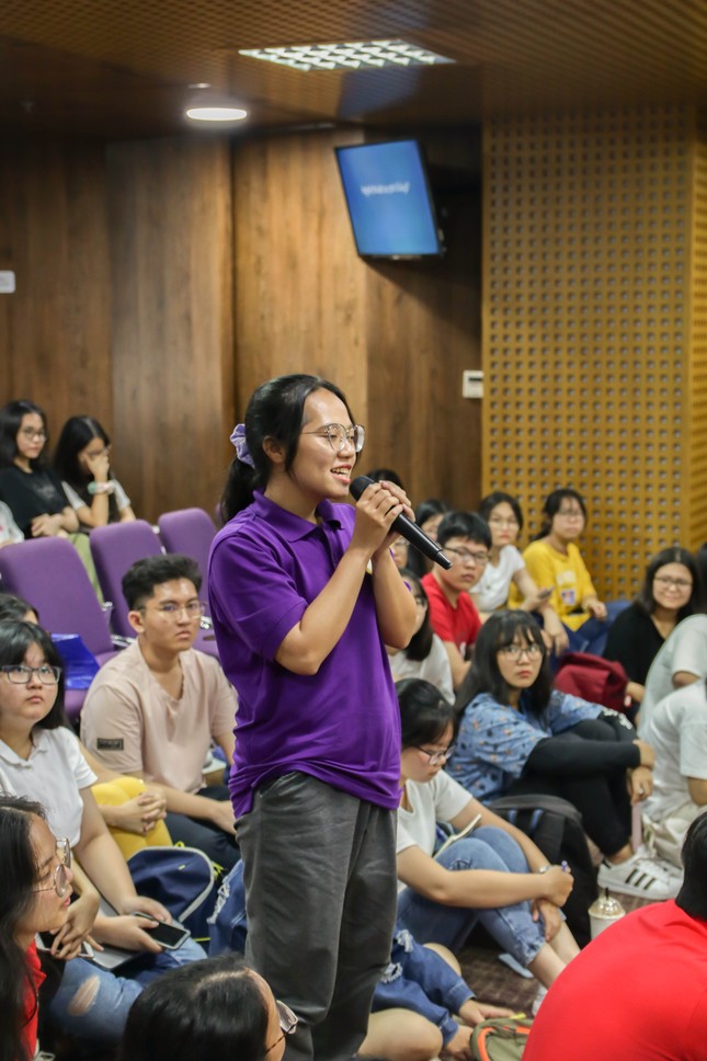 Thử Thách Kim Cương 2020: MC Liêu Hà Trinh biến điều phi lý thành hết sức có lý ảnh 4