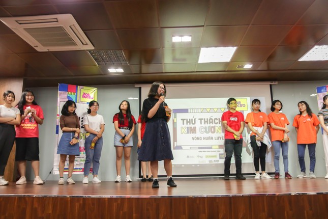 Thử Thách Kim Cương 2020: MC Liêu Hà Trinh biến điều phi lý thành hết sức có lý ảnh 6