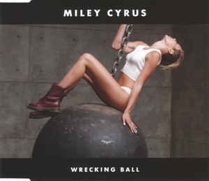 VMAs 2020: Miley Cyrus trình diễn đu người, kỷ nguyên “Wrecking Ball” sắp trở lại? ảnh 2