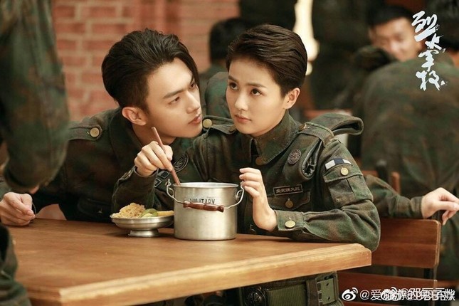 Tống Uy Long, Bạch Lộc, Triệu Lộ Tư: Dàn chính lẫn phụ “Phượng Tù Hoàng” đều đã nổi tiếng ảnh 20