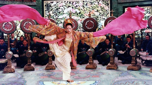 Châu Đông Vũ còn kém hai Tam kim Ảnh hậu Châu Tấn - Chương Tử Di những điểm này ảnh 6