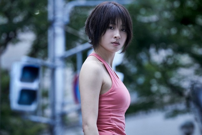 Tứ đại mỹ nhân của “Alice in Borderland“: Những bông hồng đẹp và lắm gai dư sức sinh tồn ảnh 4