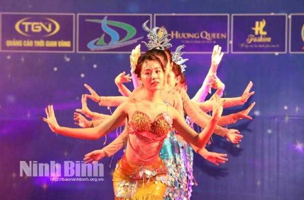 Người đẹp Hoa Lư Phạm Giáng My: Thí sinh sở hữu vòng eo siêu nhỏ của Hoa hậu Việt Nam 2022 ảnh 8