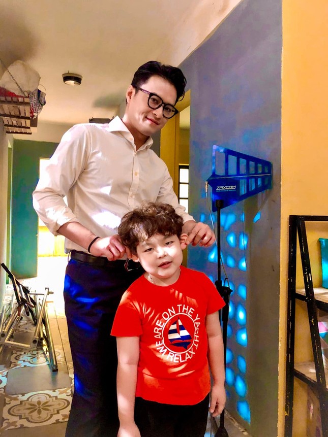 Nhận không ra Đức "xoăn" (Hồng Đăng) trong những tập sau "Thương Ngày Nắng Về" ảnh 3