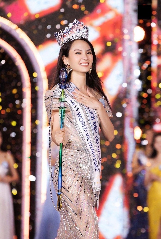 Gương mặt Miss World Vietnam 2022 Huỳnh Nguyễn Mai Phương có đạt chuẩn tỉ lệ vàng? ảnh 2