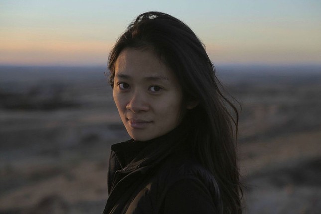 Chloé Zhao - Nữ đạo diễn châu Á được kỳ vọng làm nên lịch sử tại Hollywood ảnh 1