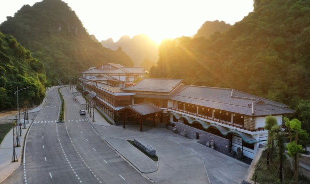 Khu suối khoáng Onsen “độc nhất vô nhị” ở Việt Nam: Đẹp và xịn như Nhật Bản, vừa mở đã kín ảnh 3