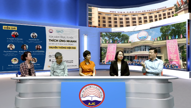 Khó nghĩ khi chọn trường? Hãy “tìm đường” từ chuỗi chương trình tư vấn tuyển sinh! ảnh 3