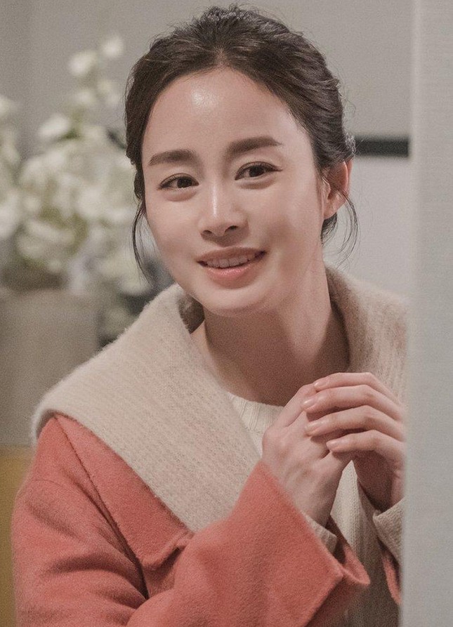 Nhìn ba nữ nghệ sĩ dưới đây, bạn sẽ biết vì sao nên sinh con gái vào ngày 29/3! ảnh 1