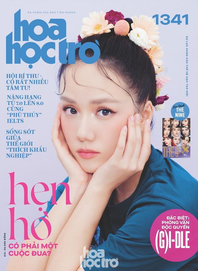 Làm ngay điều này để không bỏ lỡ poster idol xịn xò, truyện ngắn ngọt lịm... từ nhà Hoa! ảnh 1