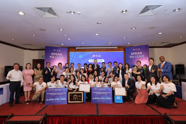 Teen An Giang bất ngờ giành giải Nhất cuộc thi hùng biện tiếng Anh “Speak to Lead 2020” ảnh 1