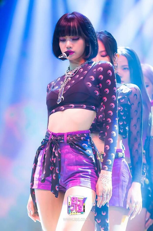 Cứ ngỡ BLACKPINK là cao thủ diện nội y nhưng vẫn không táo bạo bằng nữ idol đình đám này ảnh 1