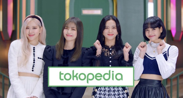 BLACKPINK lên đồ đối lập: Rosé nổi bật Jennie chìm nghỉm, stylist có ý đồ gì đây? ảnh 1
