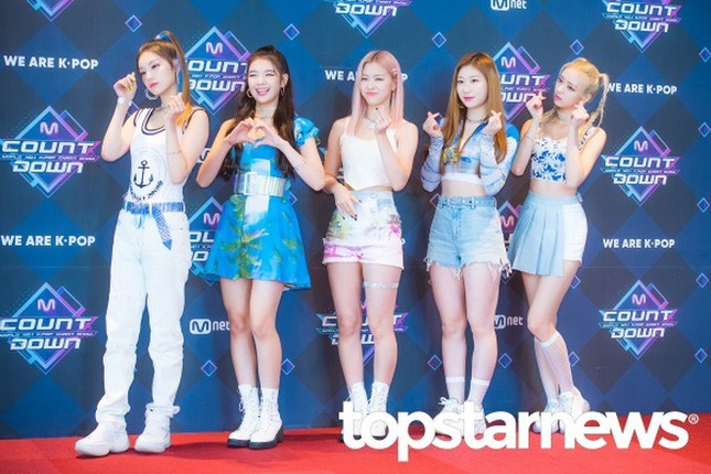 Stylist của ITZY có “âm mưu” gì khi tiền không thiếu mà cả năm nay, ITZY toàn mặc xấu? ảnh 5