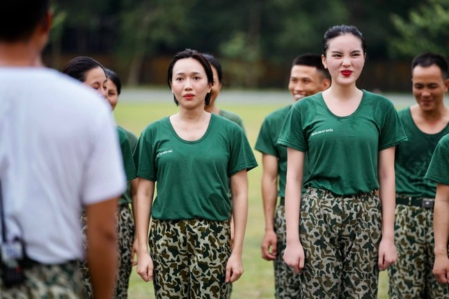 Vì đâu Kỳ Duyên nhất quyết không để mặt mộc như mọi người trong “Sao Nhập Ngũ 2020”? ảnh 1
