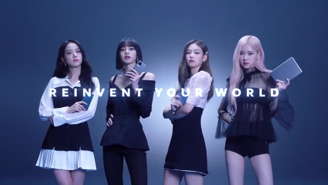 BLACKPINK tung quảng cáo mới, netizen cho rằng Jisoo mất ngôi visual vì lý do này ảnh 1