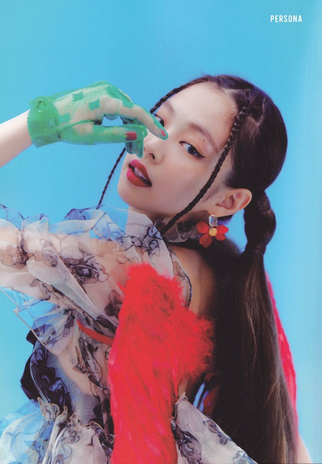 Khí chất thời trang của Jennie đúng là “đỉnh của chóp”: Mặc đồ siêu dị vẫn được khen đẹp ảnh 1