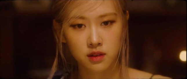 Chỉ 33 giây nhưng teaser riêng của Rosé cài cắm cực nhiều chi tiết liên quan tới BLACKPINK ảnh 1