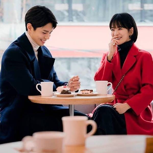 Ngạc nhiên chưa, Rosé mang hẳn áo phao lên sân khấu mà vẫn được khen đẹp ảnh 1
