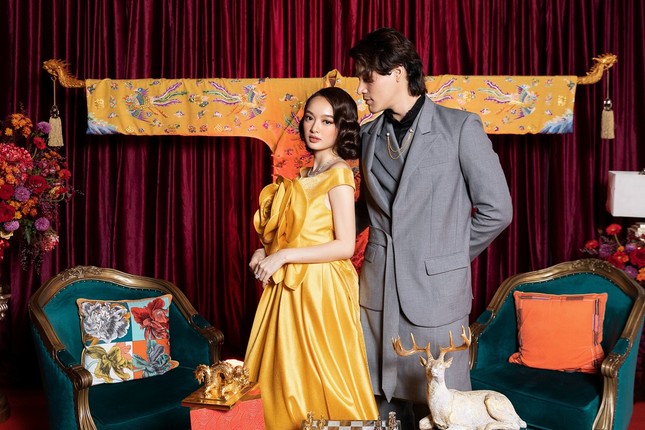 Thảm đỏ “Gái Già Lắm Chiêu V” chuẩn đại hội mỹ nhân V-Biz, ai cũng “chanh sả” hết nấc! ảnh 1