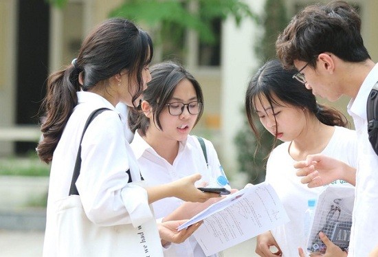 Bản tin học đường: Bộ GD&ĐT xem xét kéo dài nội dung học tới đầu năm học mới nếu cần thiết ảnh 2